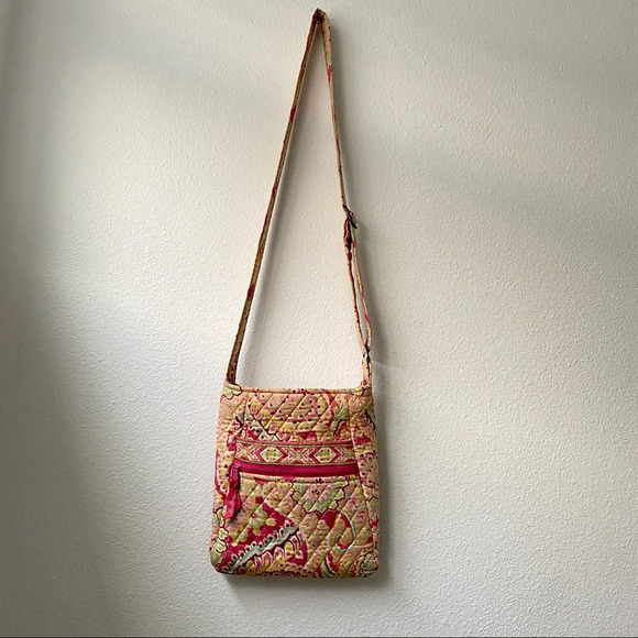 Vera Bradley Handbags - Vera Bradley Crossbody Bag Purse